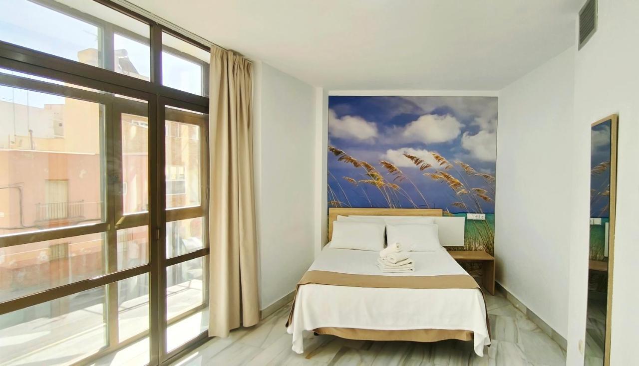 Hotel Sol Алмерия Екстериор снимка