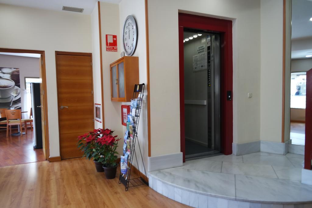 Hotel Sol Алмерия Екстериор снимка