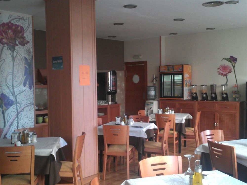 Hotel Sol Алмерия Екстериор снимка