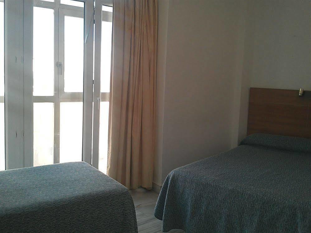 Hotel Sol Алмерия Екстериор снимка